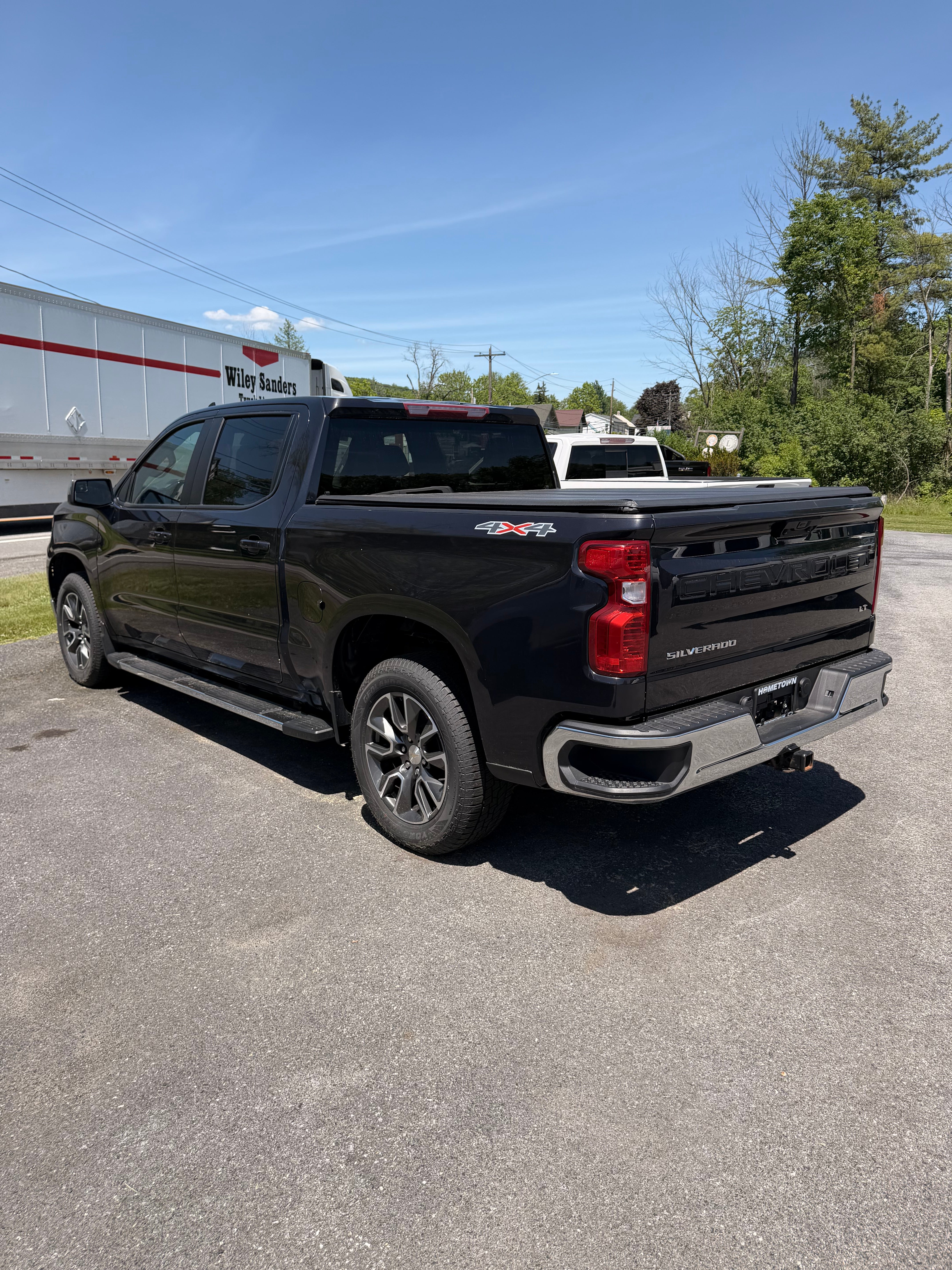 2022 Chevrolet Silverado 1500 LT (2FL)