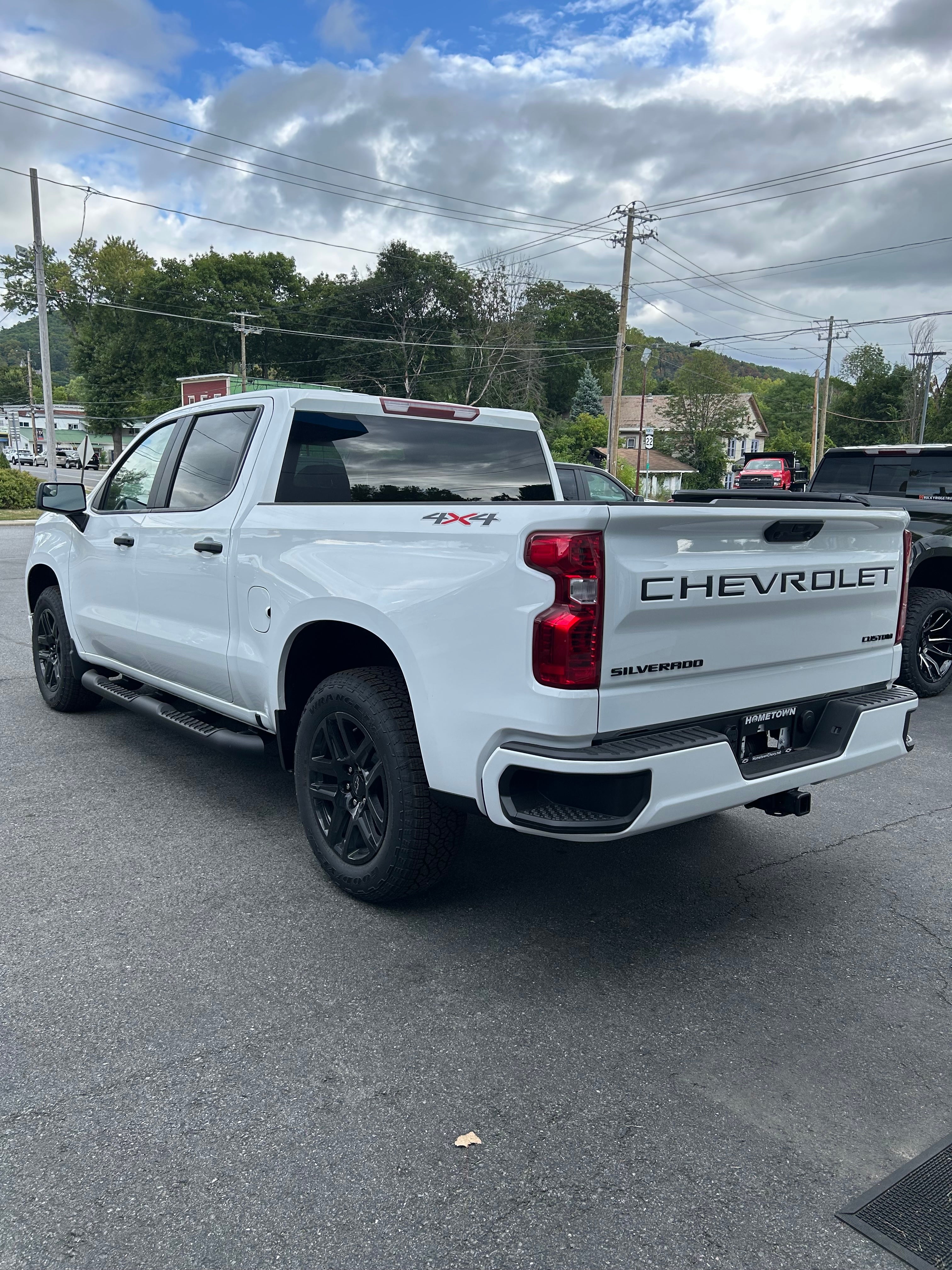 2025 Chevrolet Silverado 1500 Custom