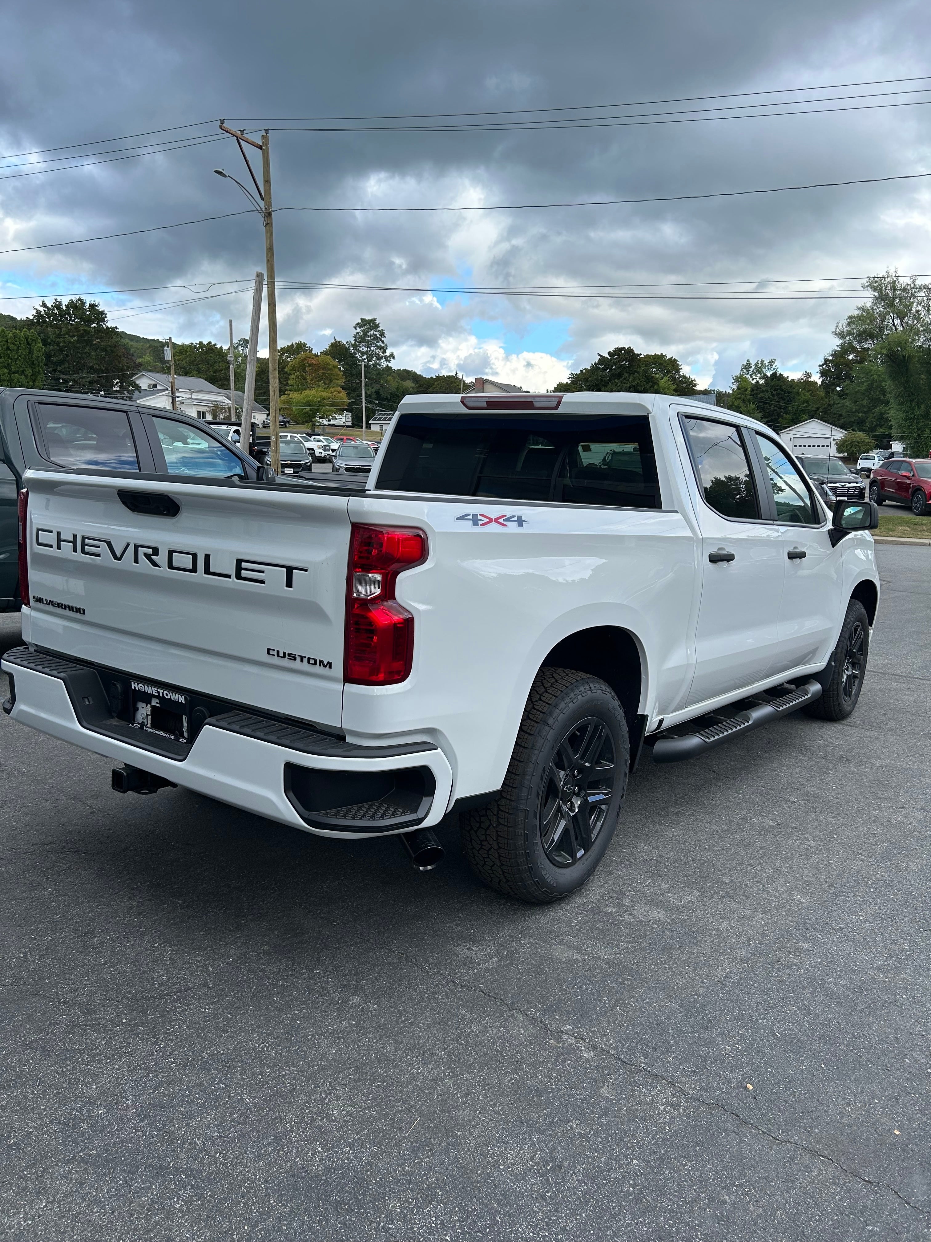 2025 Chevrolet Silverado 1500 Custom