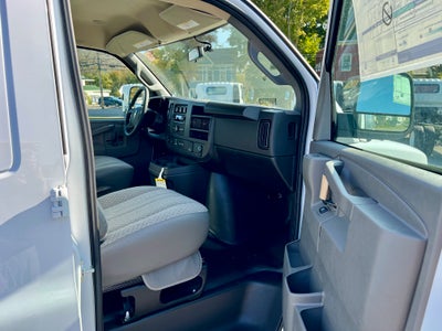 2024 Chevrolet Express Cargo 2500 WT