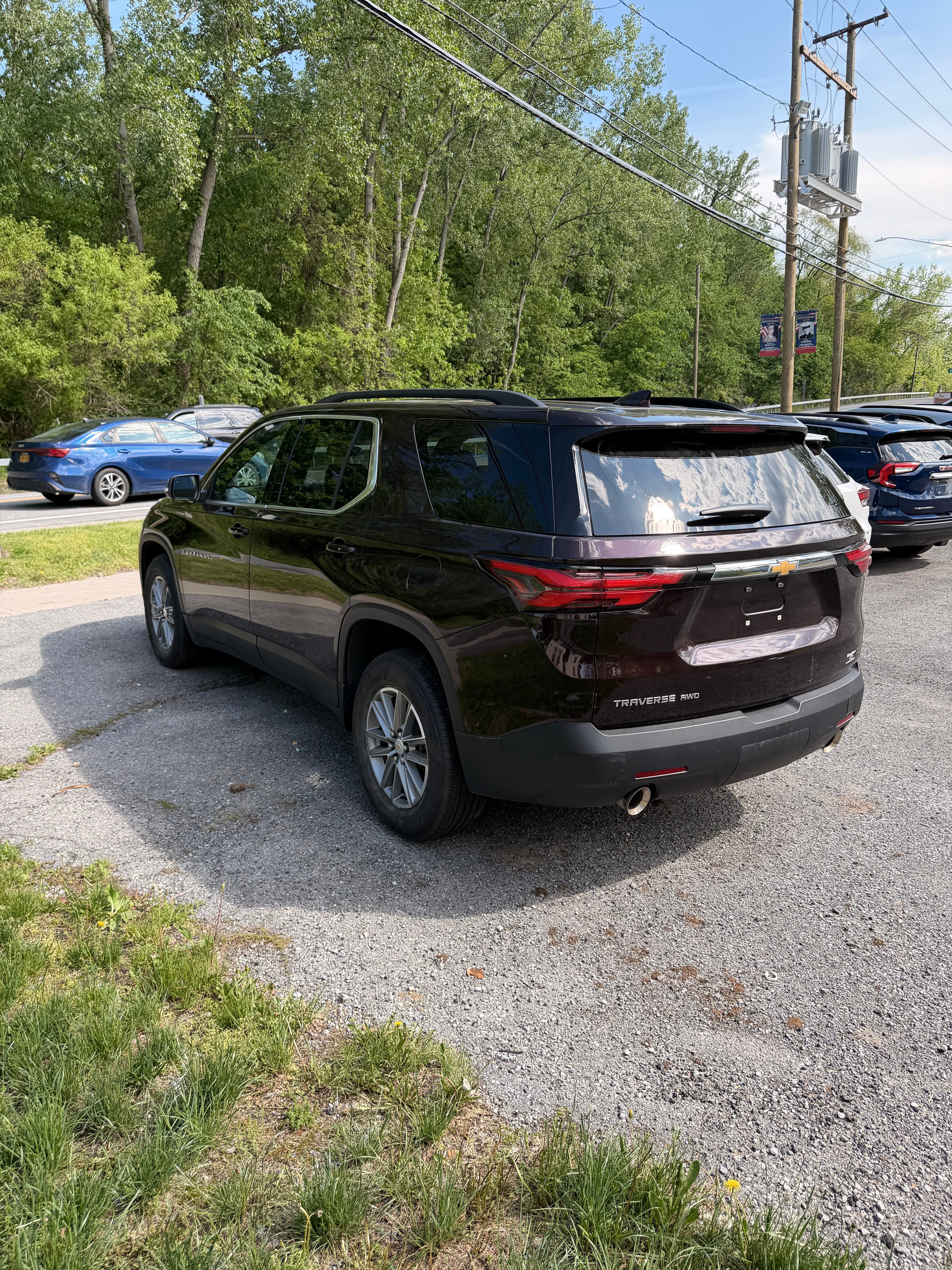 2023 Chevrolet Traverse LT Leather