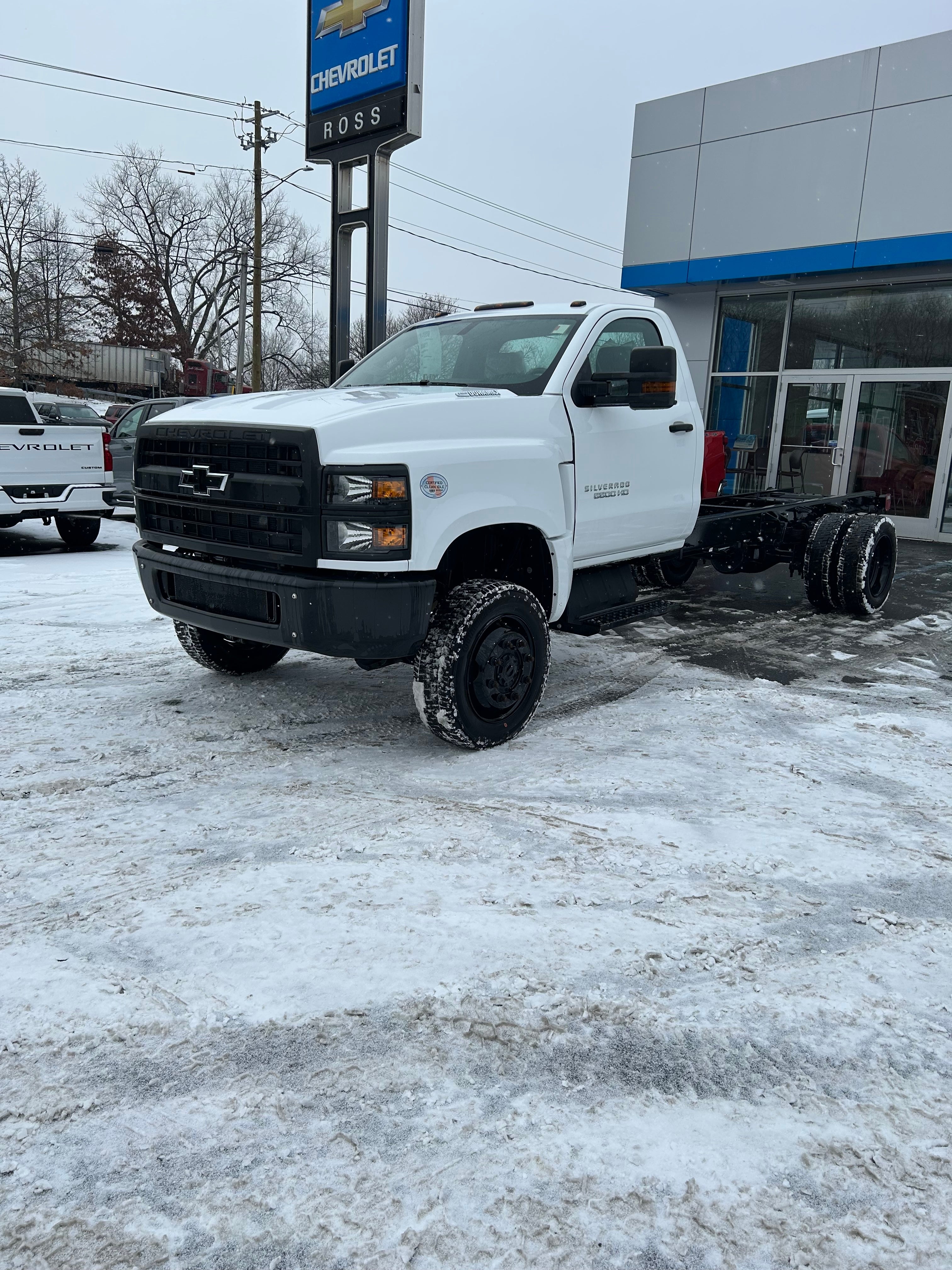 2023 Chevrolet Silverado 5500 HD Work Truck