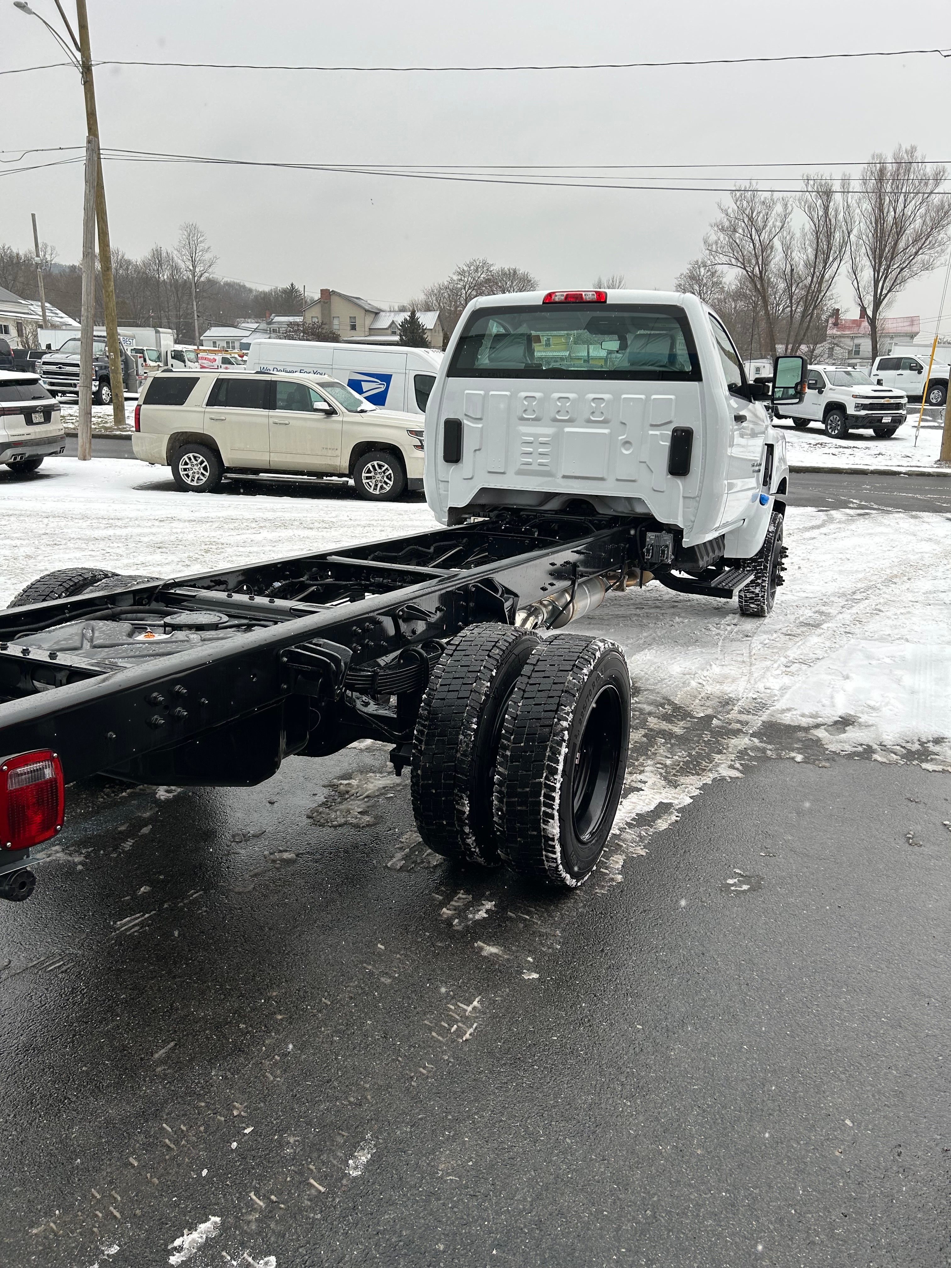 2023 Chevrolet Silverado 5500 HD Work Truck