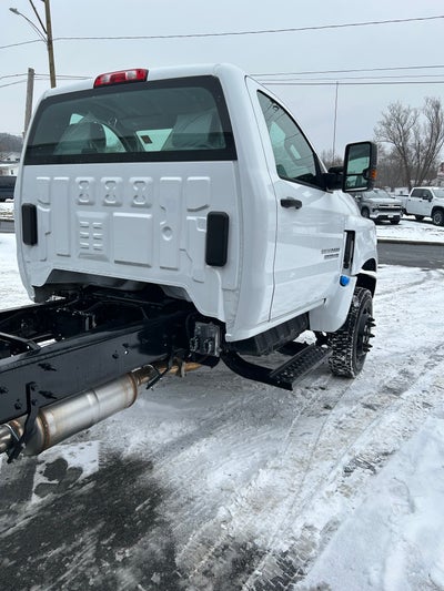 2023 Chevrolet Silverado 5500 HD Work Truck