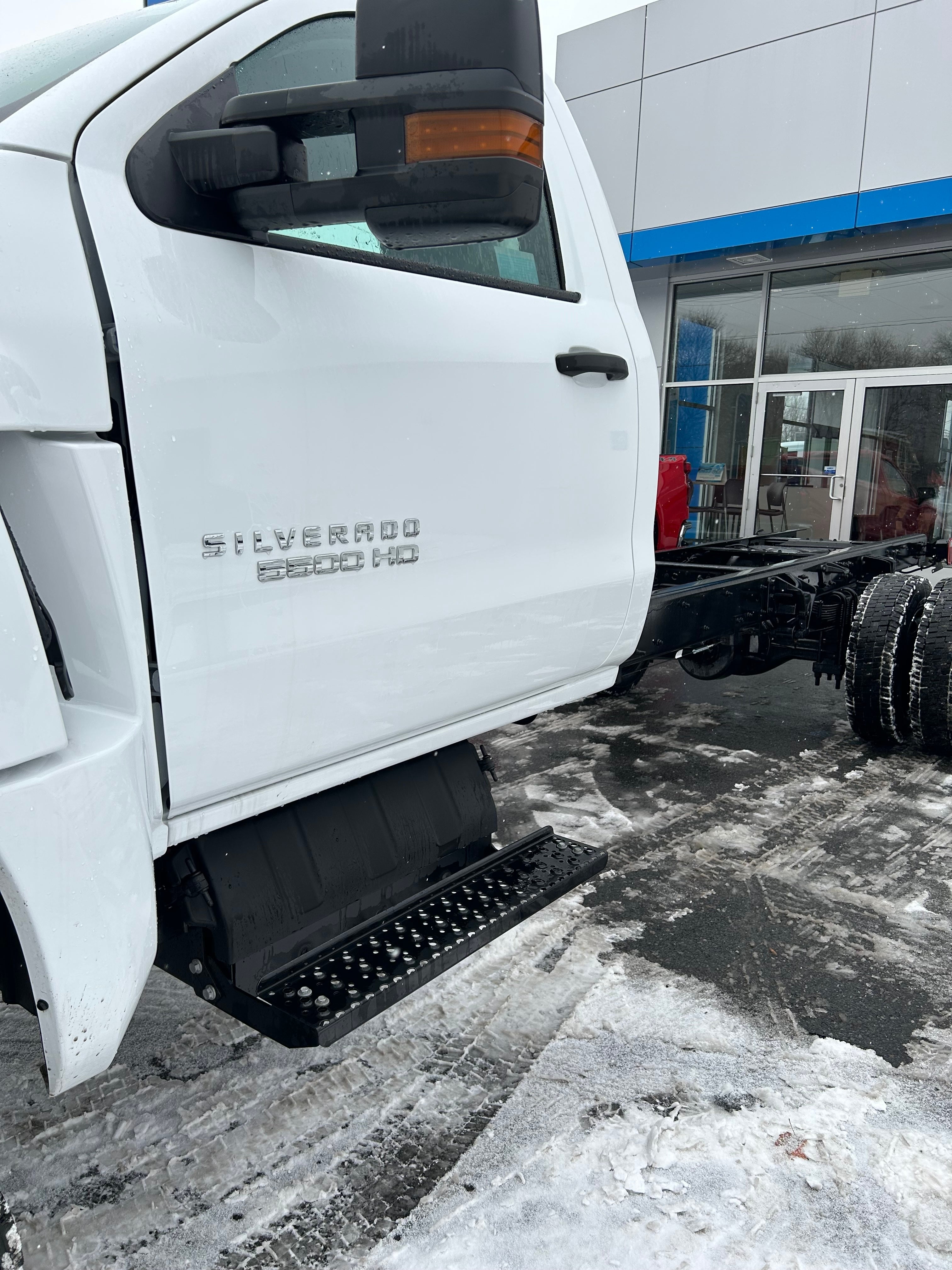 2023 Chevrolet Silverado 5500 HD Work Truck