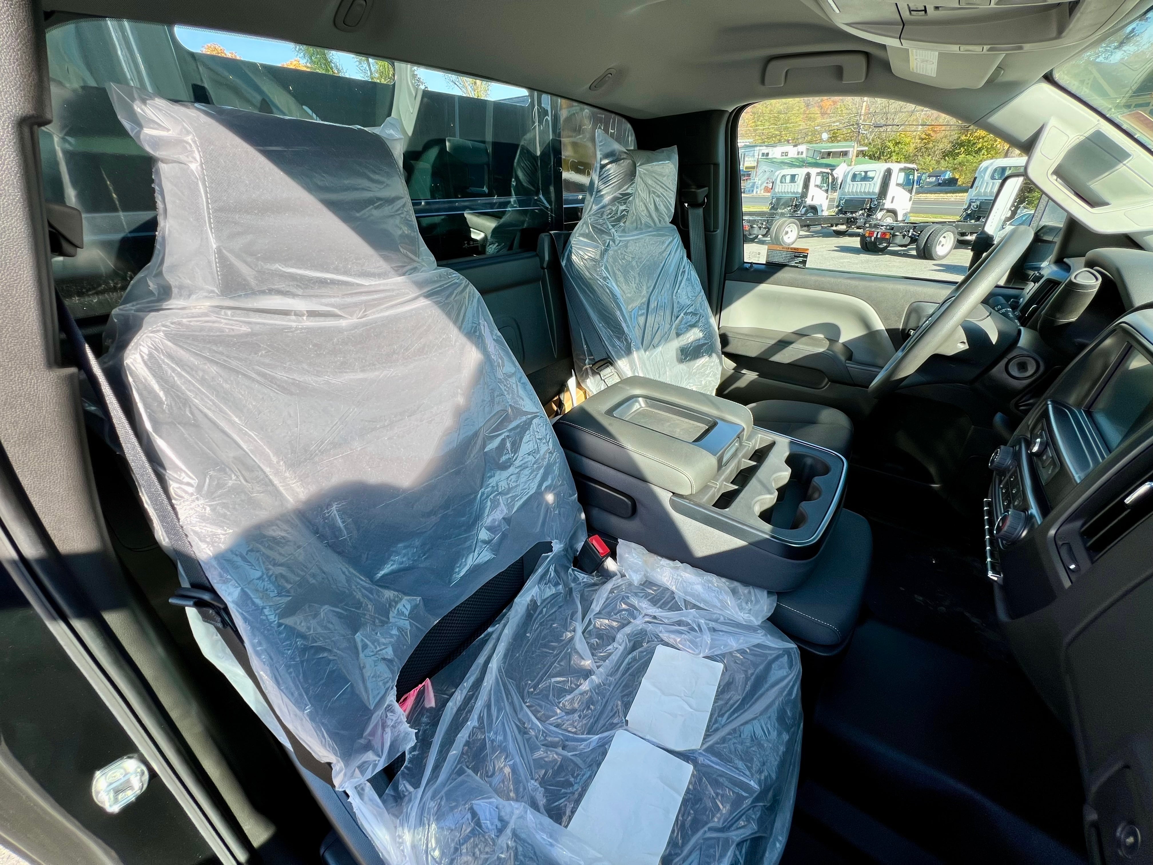 2022 Chevrolet Silverado 5500 HD Work Truck