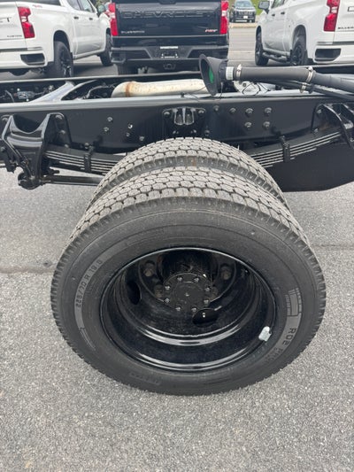 2024 Chevrolet Silverado 5500 HD Work Truck