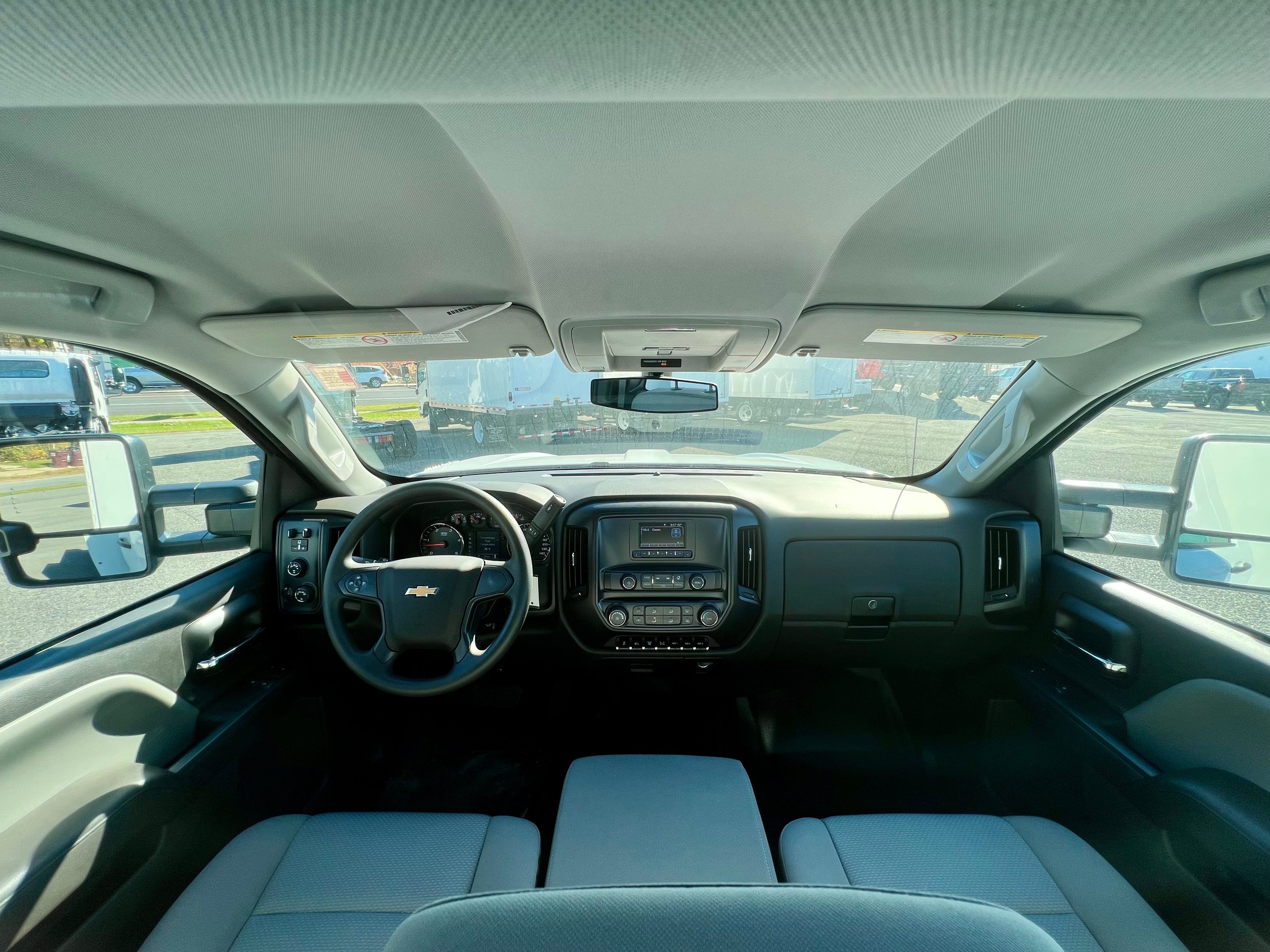 2024 Chevrolet Silverado 6500 HD Work Truck