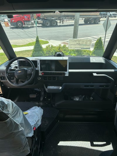 2025 Chevrolet BrightDrop 400 AWD 400