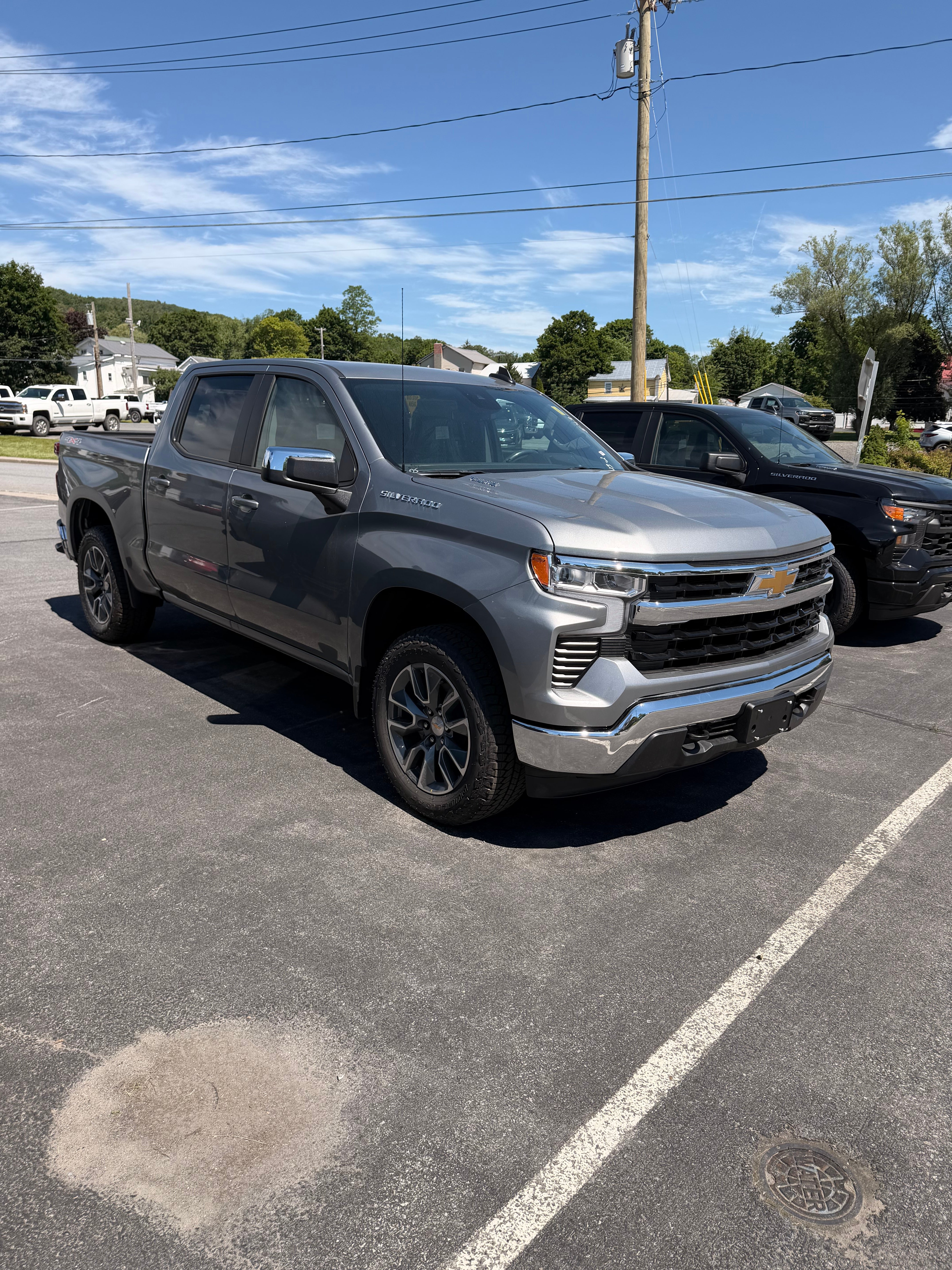 2026 Chevrolet Silverado 1500 LT (2FL)