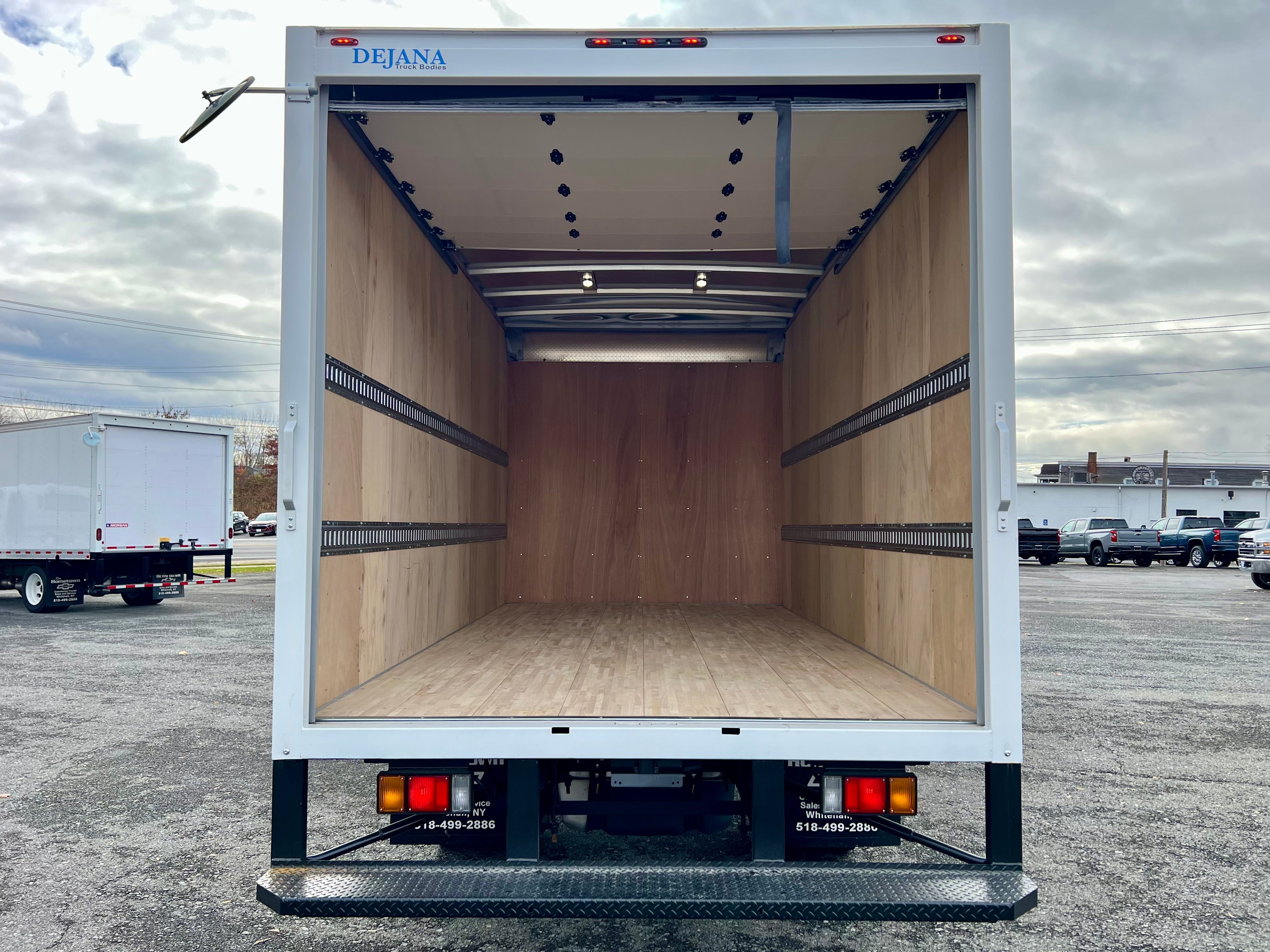 2024 Chevrolet Low Cab Forward 4500 Base