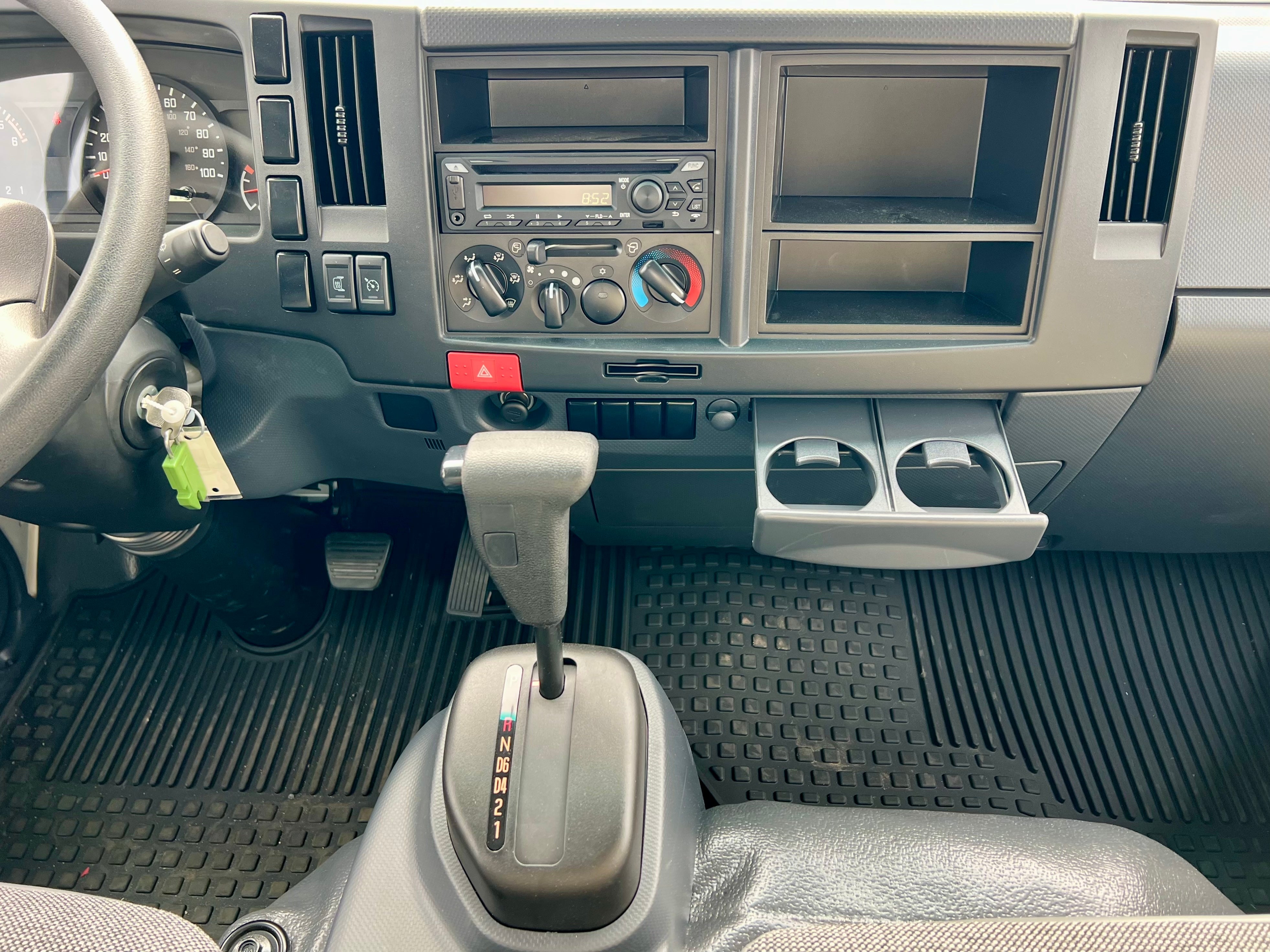 2024 Chevrolet Low Cab Forward 4500 Base